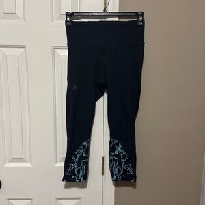 Under Armour Black Leggings with Mesh on Legs